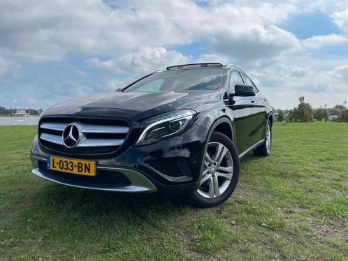 Mercedes-Benz GLA 180 2017 Premium Led Pano Navi camera