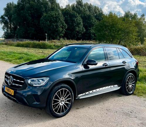 Mercedes-Benz GLC 300e 4MATIC AMG Premium Plus