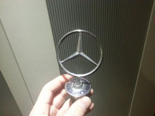 Mercedes benz motorkap ster