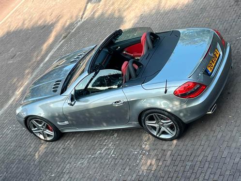 Mercedes-Benz SLK 3.0 Roadster AUT 2009 Grijs met NAP