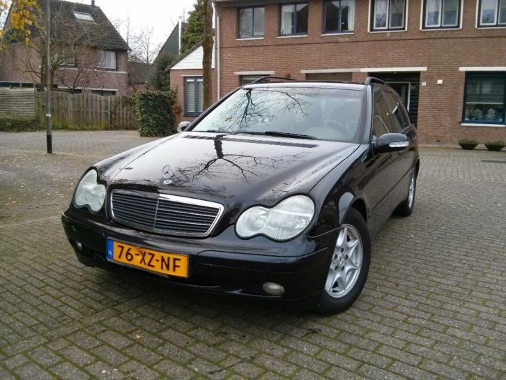 Mercedes C-Klasse 1.8 C180 Kompr Combi 2004 Zwart