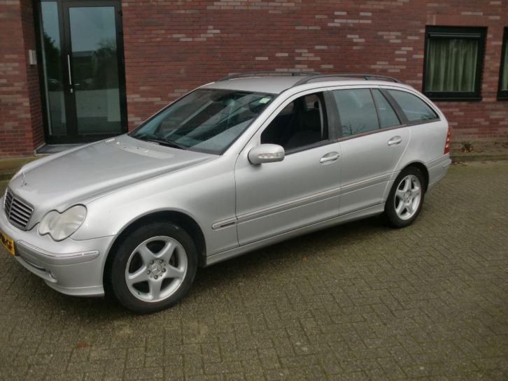 Mercedes C-Klasse 2.0 C180 Combi 2001 Grijs