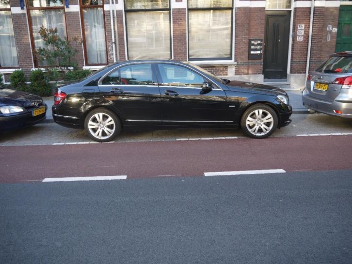 Mercedes C-Klasse 2.2 CDI C180 Sedan AUT 2010 Zwart