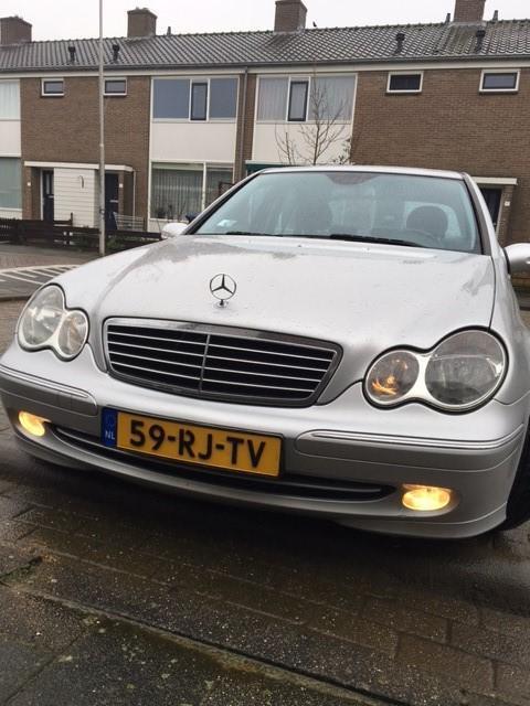 Mercedes C-Klasse 2.2 CDI C200 Sedan 2004 Grijs AVANTGARDE 