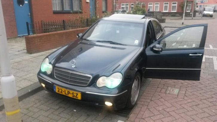 Mercedes C-Klasse 2.2 CDI C220 Sedan AUT 2001 Blauw