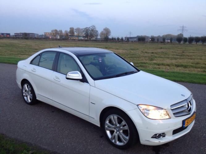 Mercedes C-Klasse 2.2 CDI C220 Sedan AUT 2007 Wit 