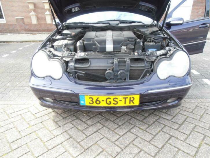 Mercedes C-Klasse 3.2 C320 Sedan AUT 2001 Paars