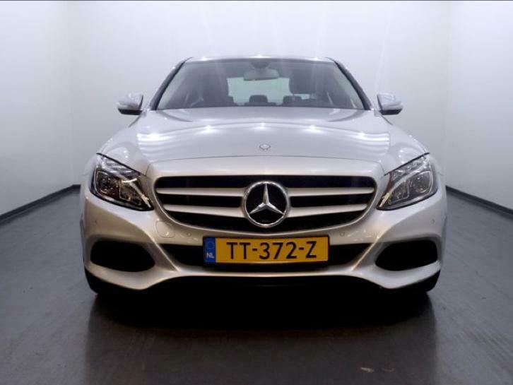 Mercedes C-Klasse C180 avantgarde 2015 Leder PDC NAVI LED