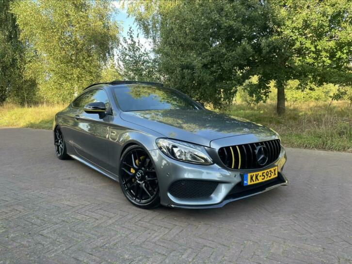 Mercedes C-Klasse C180 Coupe 7G-TR 2016 Grijs Amg pakket
