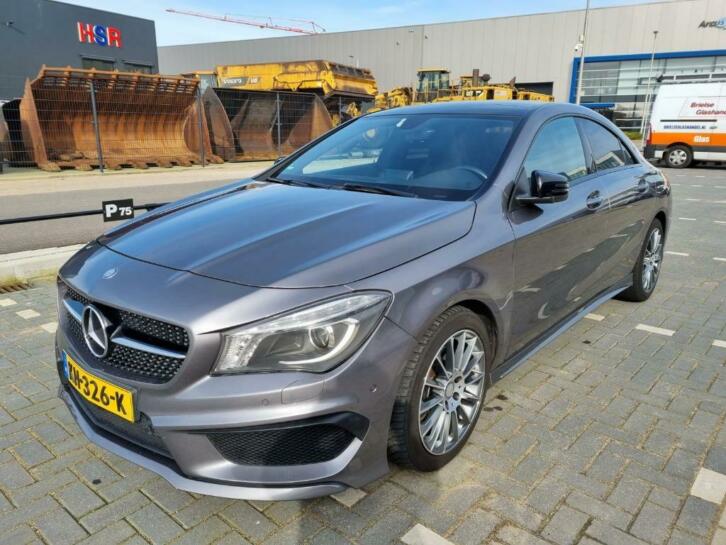 Mercedes CLA Coupe 250 AMG Line Automaat 2013 Grijs Metallic