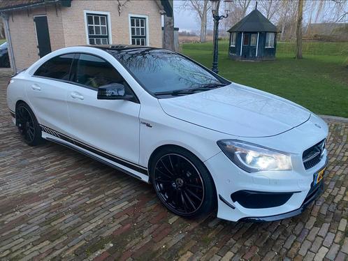 Mercedes CLA-Klasse 180 1.6 90KW Blue Eff. Edit. 2013 Wit