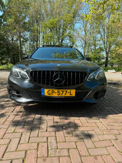 Mercedes E-Klasse 2.2 CDI E220 Sedan AUT 2015 Zwart