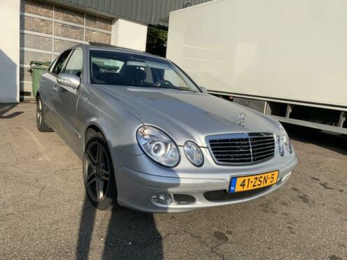 Mercedes E-Klasse 2.6 E240 Sedan AUT 2002 Grijs lage KM