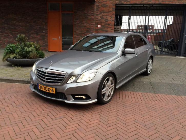 Mercedes E-Klasse 3.0 CDI E350 AMG Sedan AUT 2010 Grijs