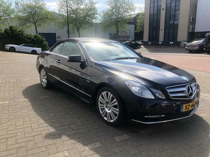 Mercedes E-Klasse E250cgi Cabr. W212 Aut7 2012 Zwart