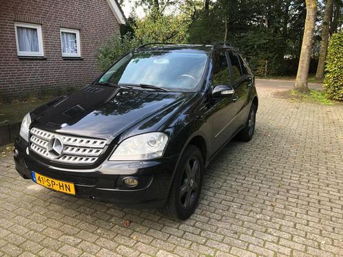 Mercedes M-Klasse 3.0 CDI Ml320 4MATIC AUT 2006 Zwart