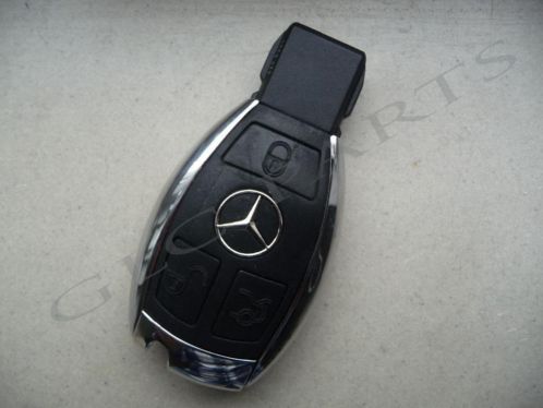 Mercedes sleutel smart  steek sleutel 3 knop New style