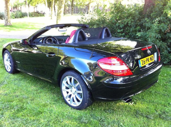 Mercedes SLK-Klasse 1.8 SLK200 Kompr Roadster AUT 2004 Zwart