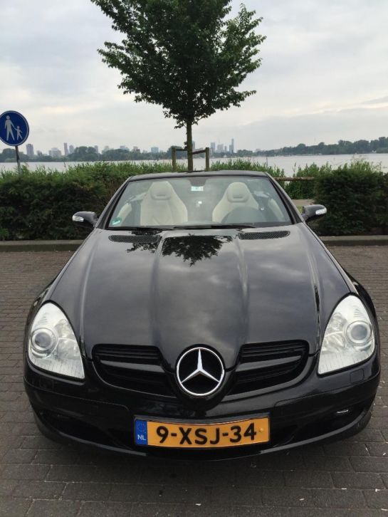 Mercedes SLK-Klasse 3.0 Slk280 Roadster AUT 2006 Zwart 