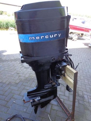 Mercury 115 pk 6cil elec.start,trim en tilt