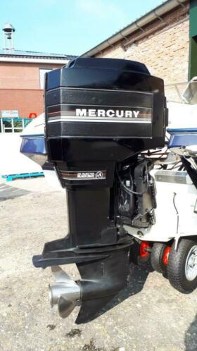 Mercury 135 pk 6 cilinder