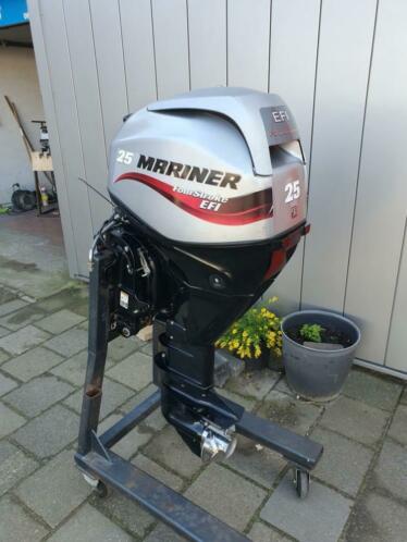 MERCURY 25 pk EFI POWERTRIM LANGSTAART IN NETTE STAAT 