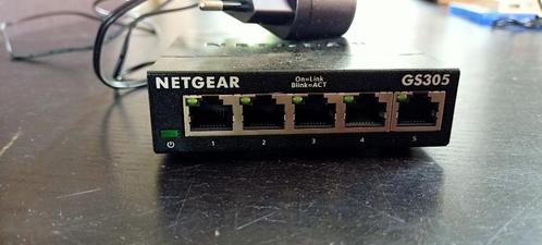 Metalen 5 poort Netgear gigabit switch