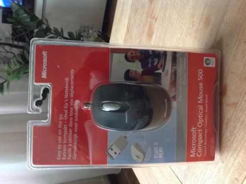 Microsoft compact optical mouse  muis 500
