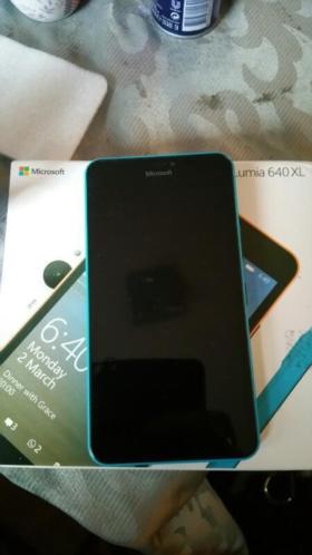 Microsoft lumia 640 xl blue