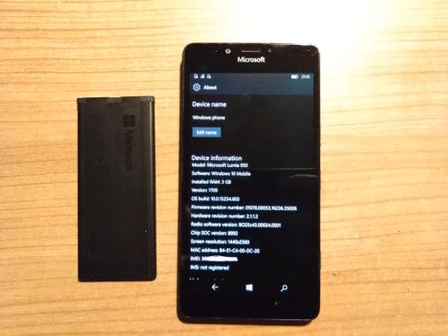 Microsoft Lumia 950 (met extra accu)