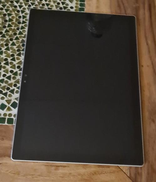 Microsoft suface 4 pro tablet