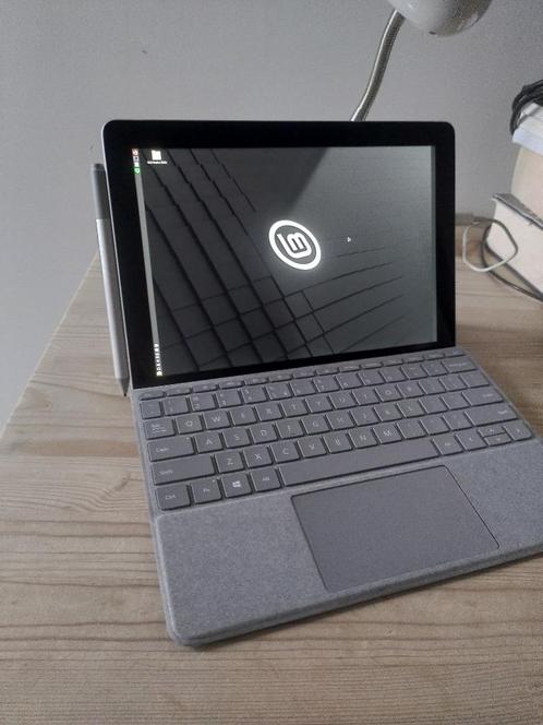 Microsoft Surface 1824 - 128 GB - Linux Mint
