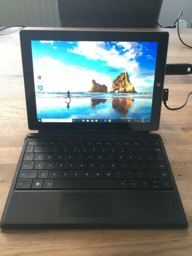 Microsoft Surface 3  toetsenbord  docking