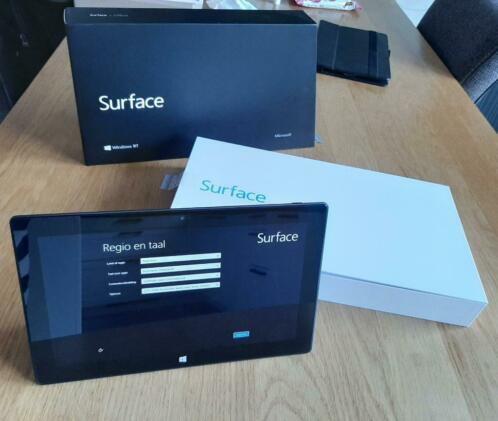 Microsoft Surface 64 GB Windows RT  Office 2013 - z.g.a.n.