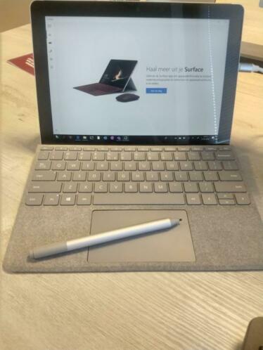Microsoft Surface Go 128gb  8gb  type cover  surface pen