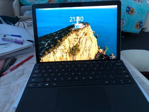 Microsoft Surface Go 2 128GB Go, 8GB. Go RAM