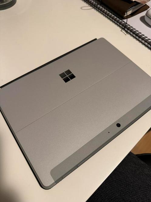 Microsoft surface go 2