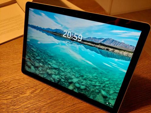 Microsoft Surface Go 3 64gb 4gb ram tablet