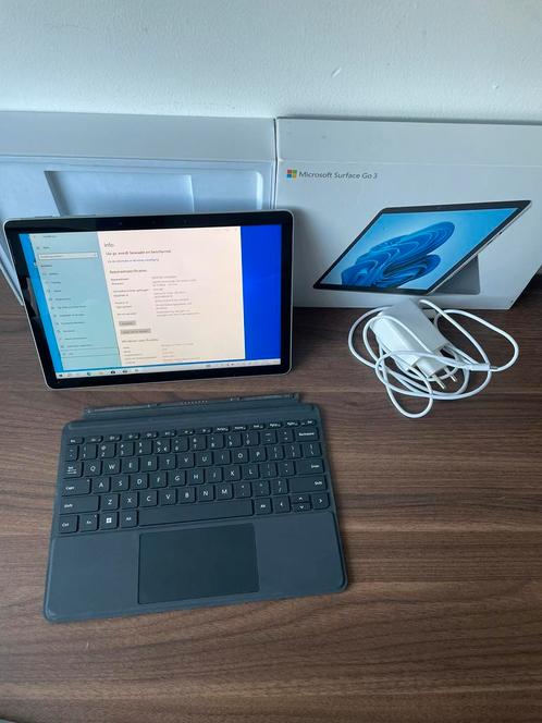 Microsoft Surface Go 3  I-Platinum   8gb ram  128gb ssd