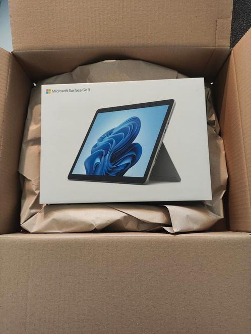 Microsoft Surface Go 3 met toebehoren in perfecte staat.