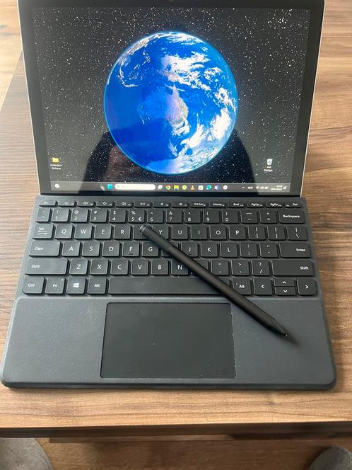 Microsoft Surface Go 3  met toetsenboard en smartpen