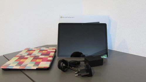 Microsoft Surface Go 3 Model 1901 met garantie 08-02-2024