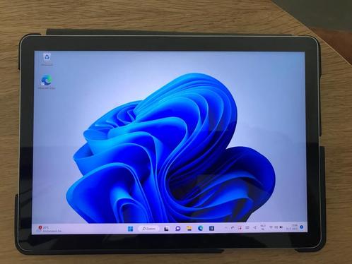 Microsoft Surface Go 3, nieuw met garantie tot 24-2-2024