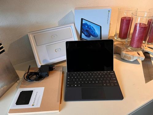 Microsoft Surface Go 3 Pentium Tablet 64GB met toetsenbord