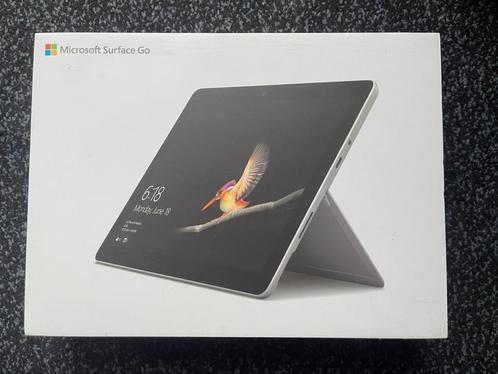 Microsoft Surface Go (8GB, 128GB)