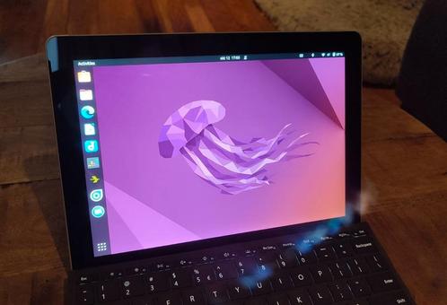 Microsoft Surface Go One 64 gb incl type cover