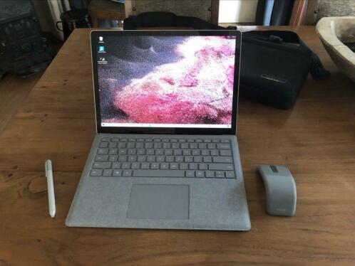 Microsoft Surface laptop 2 met 1 jaar garantie.