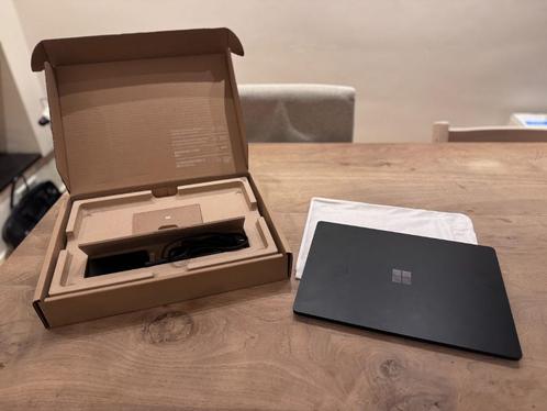 Microsoft Surface Laptop 6, zwart, 13.5 inch, i7, 32GB, 1TB