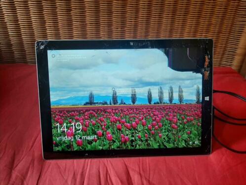 Microsoft Surface Pro 3 256GB met kapot scherm