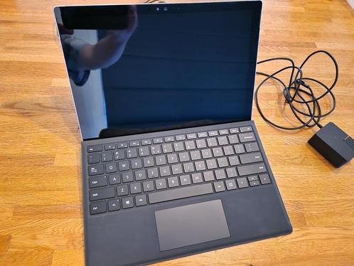 Microsoft Surface Pro 4 256gb met twee voedingskabels